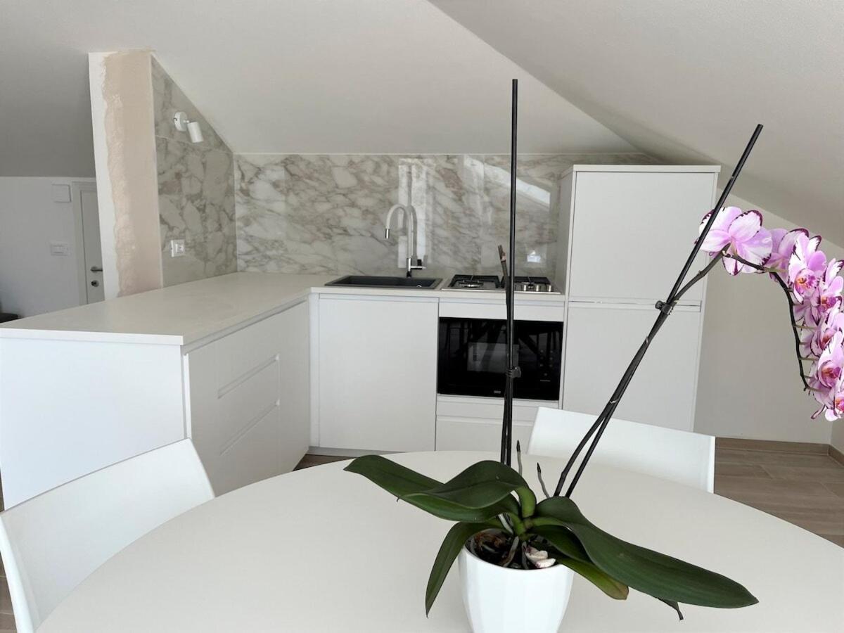 Attico Calla Peschiera del Garda Exteriör bild